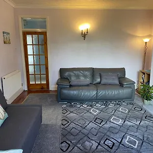 Seaside Flat With Private Garden Scarborough